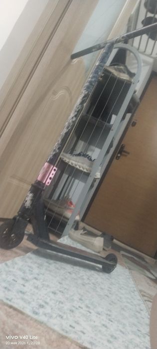 Продам самокат срочна