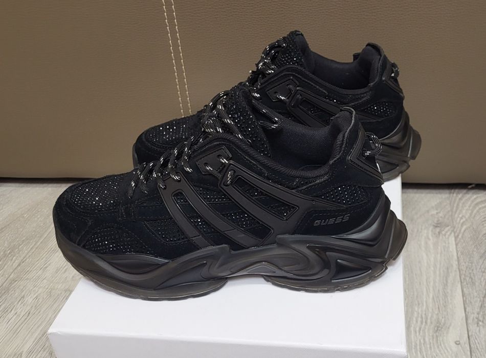 Дамски оригинални сникърси Guess