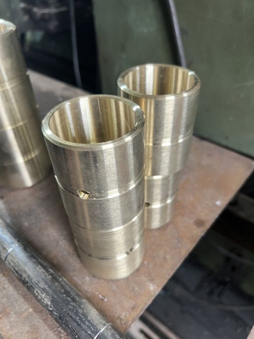 Bucsi bronz personalizabile la comanda