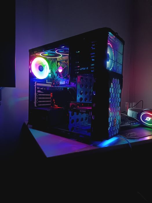 Vand/schimb PC gaming