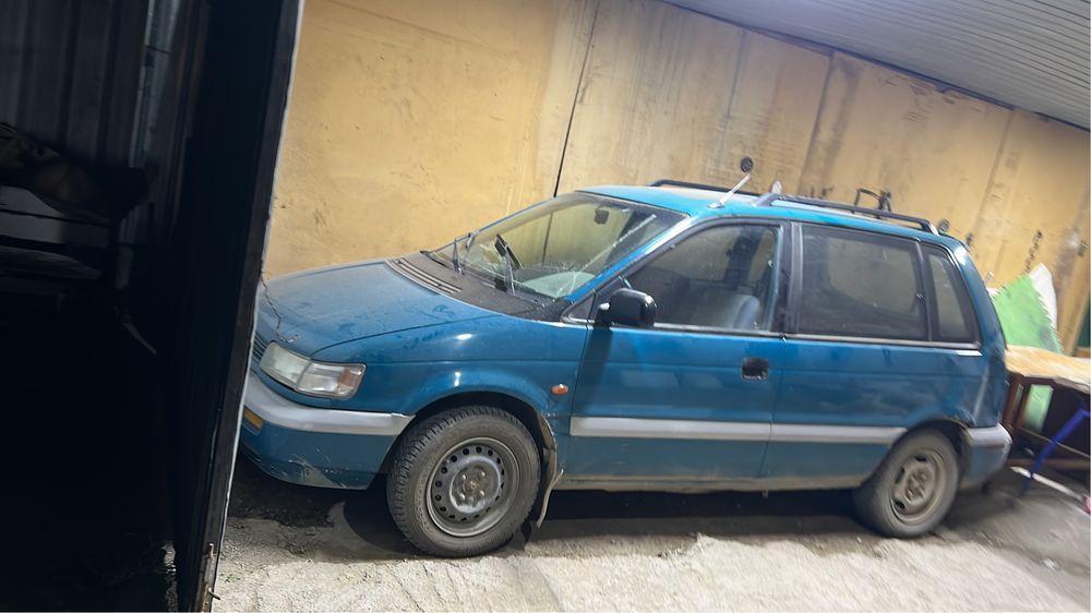 Продаю машину на полном ходу