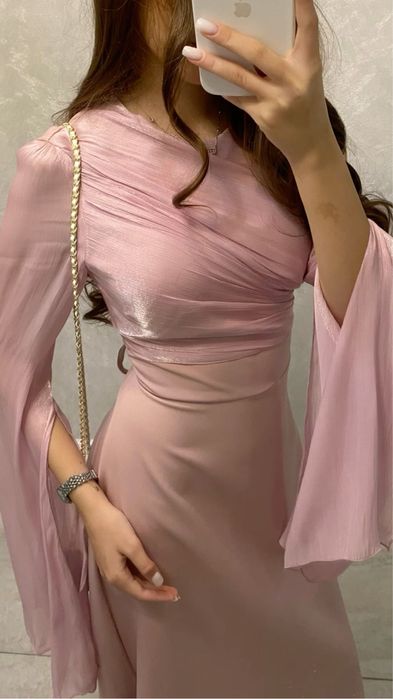 Продаю новое платье