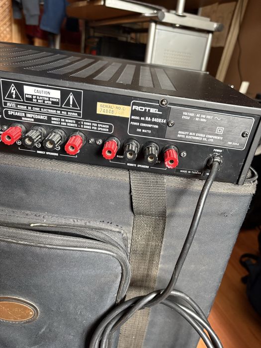 Amolificator Hifi Rotel