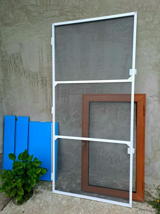 Plase insecte.  Reparații termopane