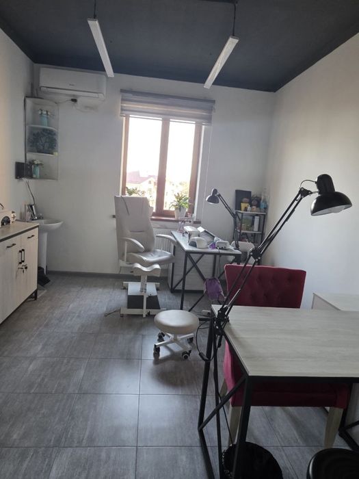 Аренда кабинета в салоне красоты!