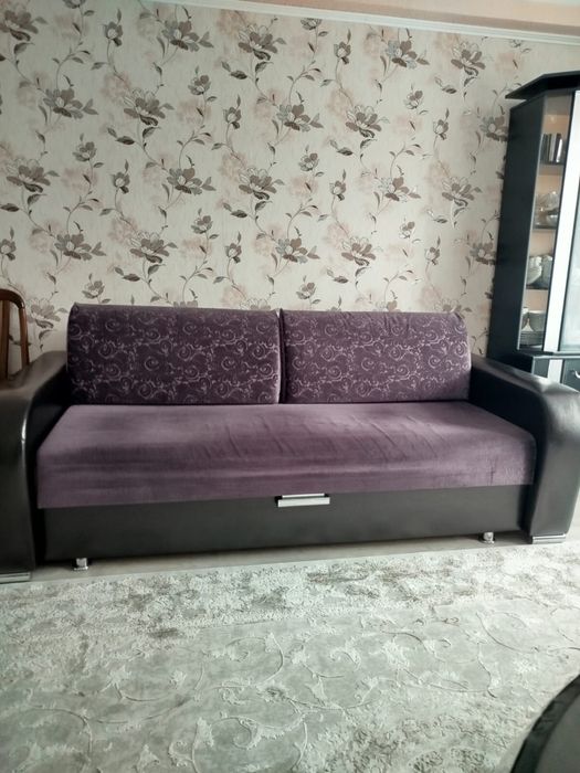 Продам б/у диван