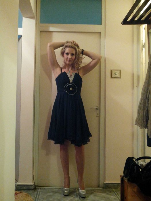 Rochie din dantela , rochie din voal ,rochie din satin