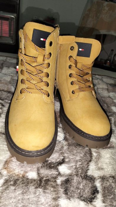 Ghete Tommy Hilfiger