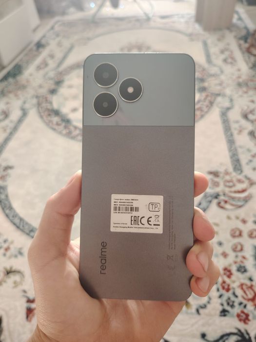 Продам Samsung A23, Realme Note 50, Huawei P Smart.