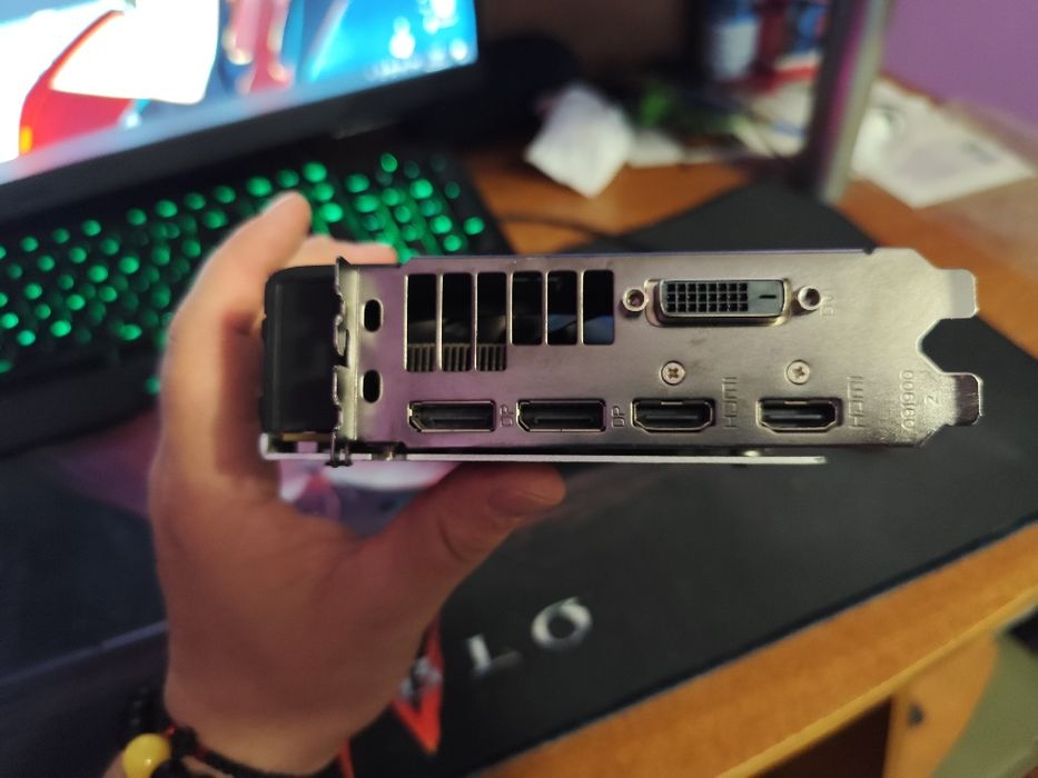 Radeon RX480 Saphire 4gb