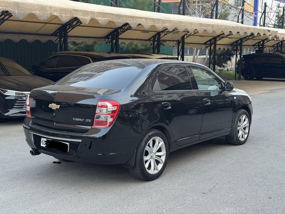 Malibu Premier R17 diska balon COBALT/onix