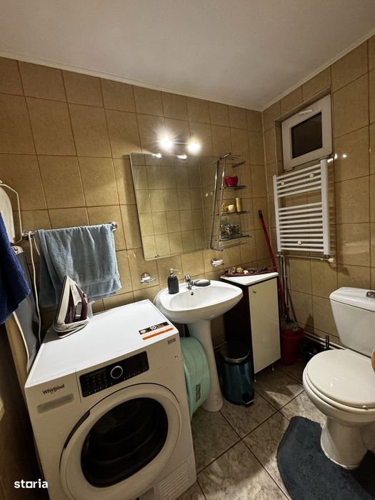 Casa de Vânzare cu lac