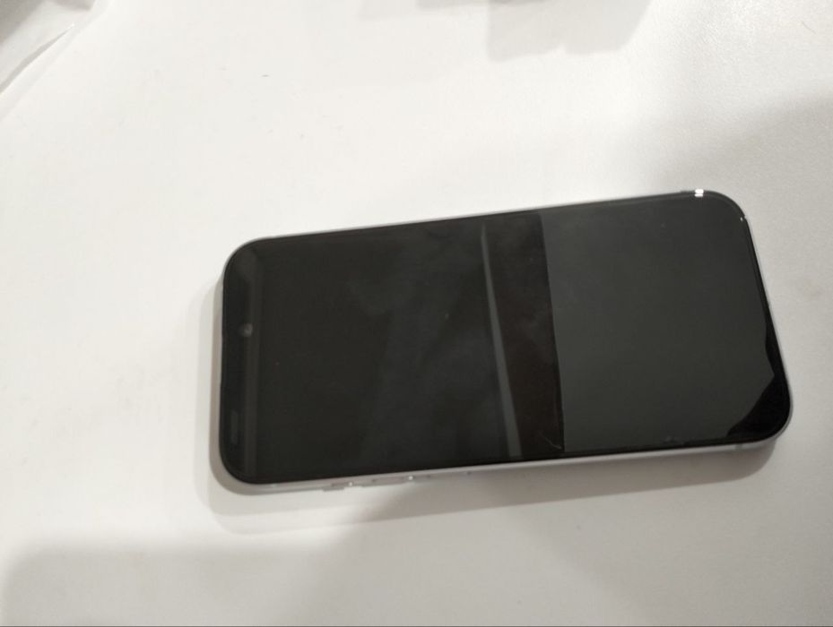 продам айфон 15