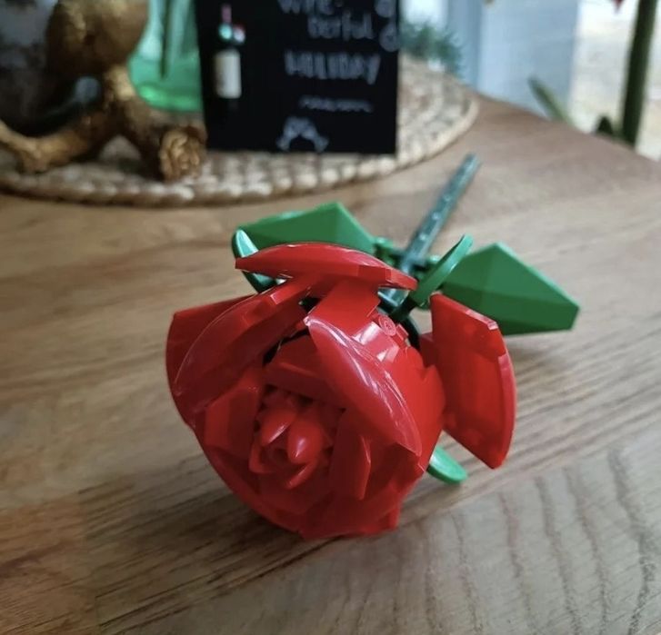 Конструктор от роза. цена за брой