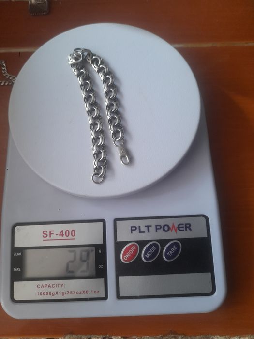 Продаёться серебряные изделия