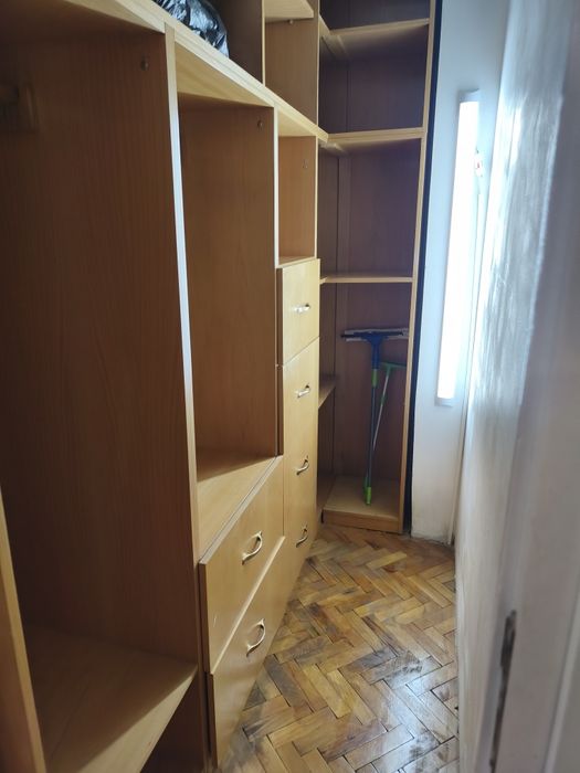 Давам под наем  3 стаен срещу медицински колеж
