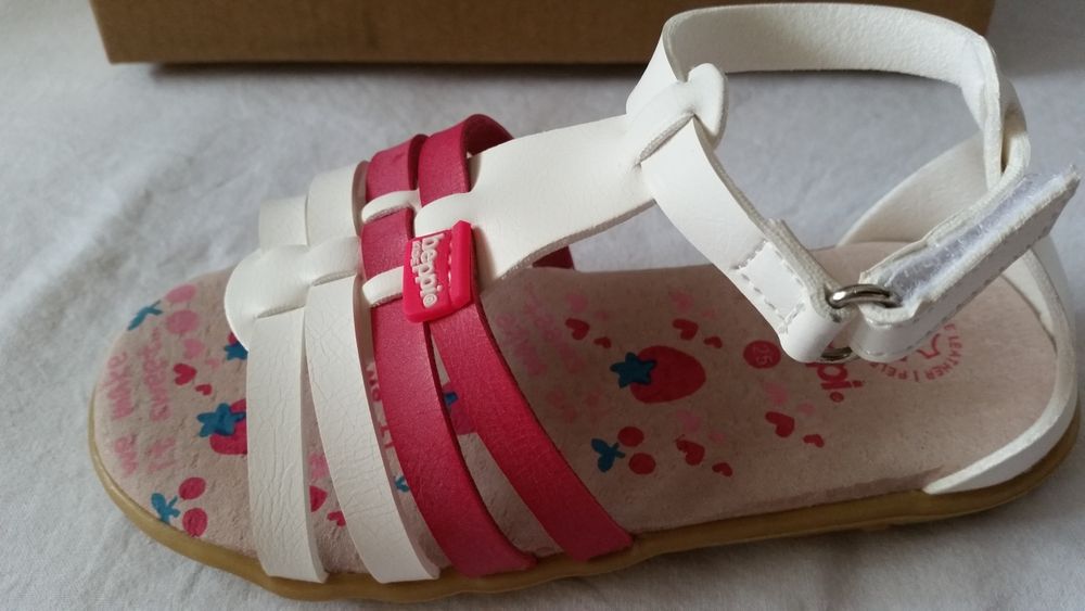 Детски сандали