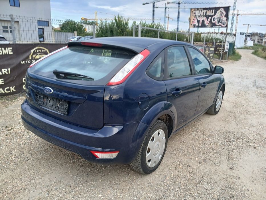 FORD Focus 2011 — imagine 4