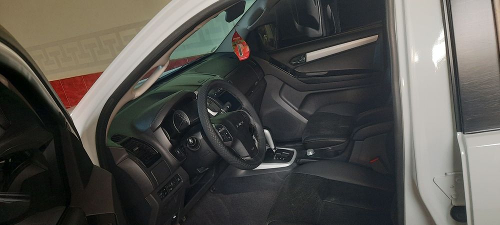 ISUZU D.MAX irbes pikap 4×4 Arendaga beriladi uzoq mudat kunlik