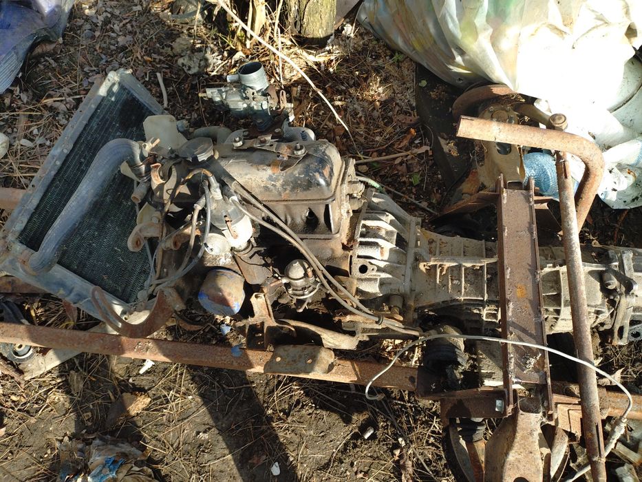 Vând motor Dacia 1300