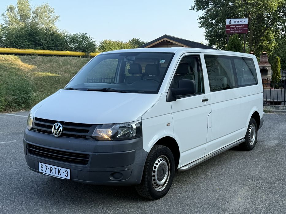VW Transporter T5 Modelul Lung 2.0 Tdi Euro 5 cu 8+1 Locuri