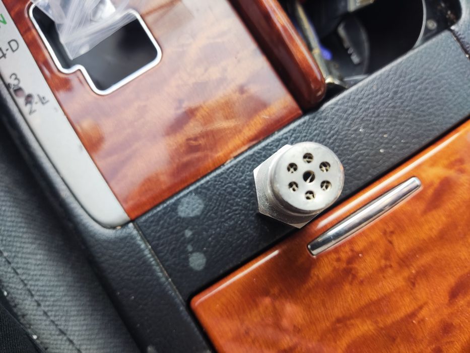 Горит чек поставь обманку