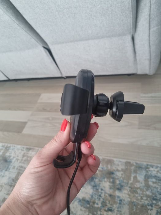 Suport Baseus cu  încărcare wireless