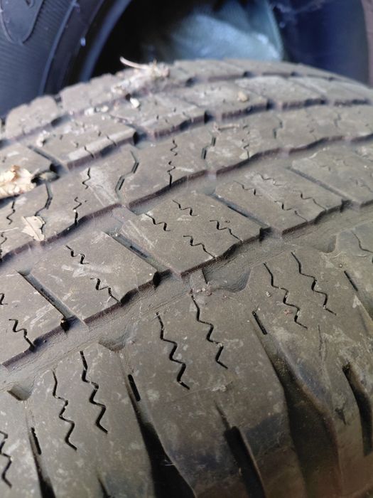 Шины 265/65/r17 продам б.у.