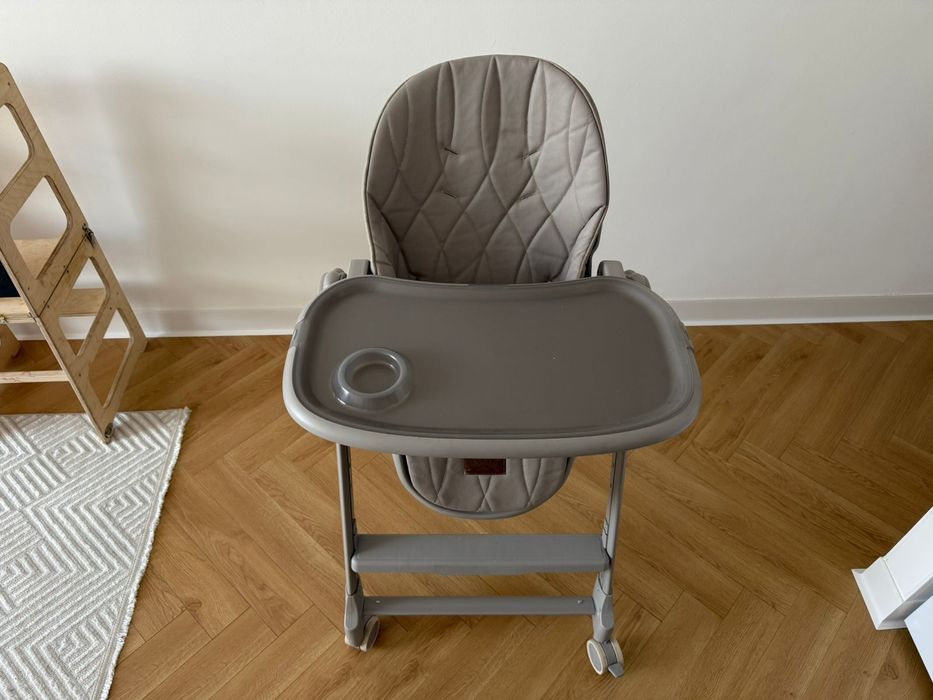 Продам детский стол для кормления