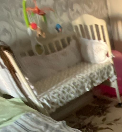 Детская кроватка