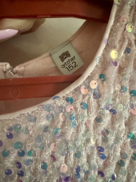 Нарядное платье для девочки