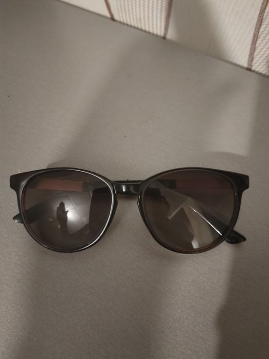 Продам солнцезащитные очки