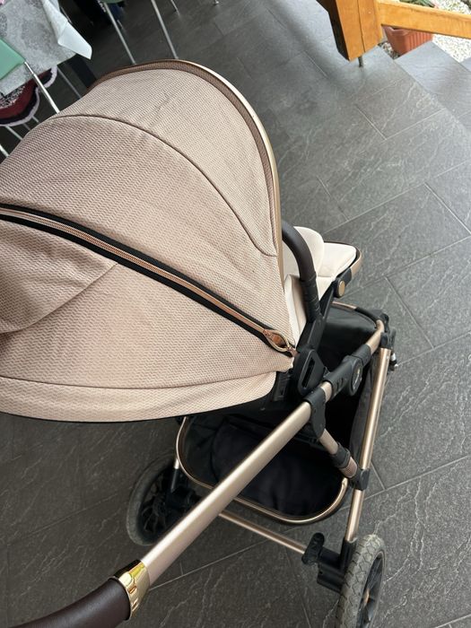 Carucior adaptabil pt anumite varste