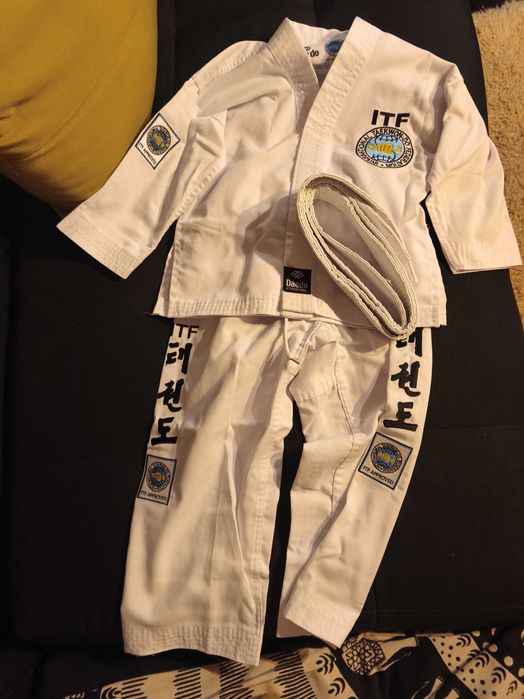 Детски добог кимоно таекуондо.ITF Taekwon-do 110 см