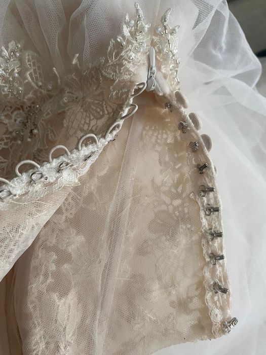 Vând rochie de mireasa noua