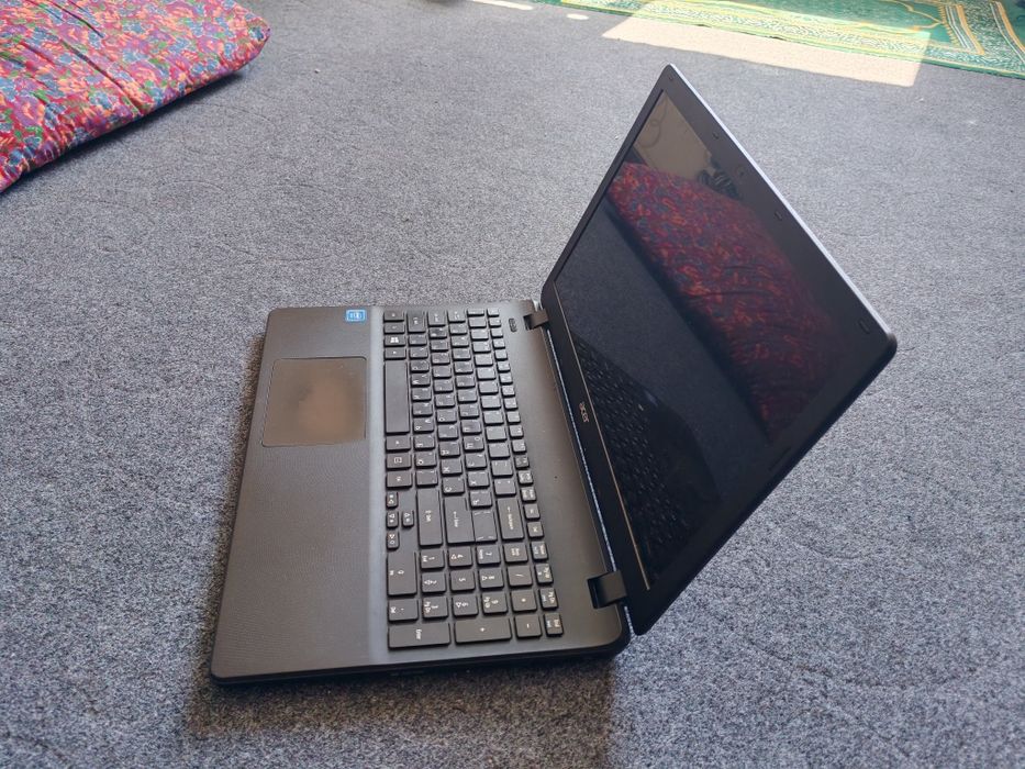 Acer N3060 sotiladi