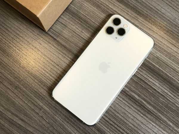iphone 11 pro max като нов