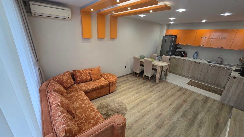 Център двустаен апартамент обзаведен