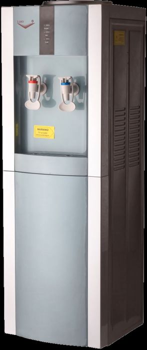 Различни диспенсъри за вода