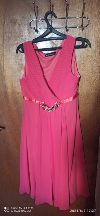 Вечерние платья.