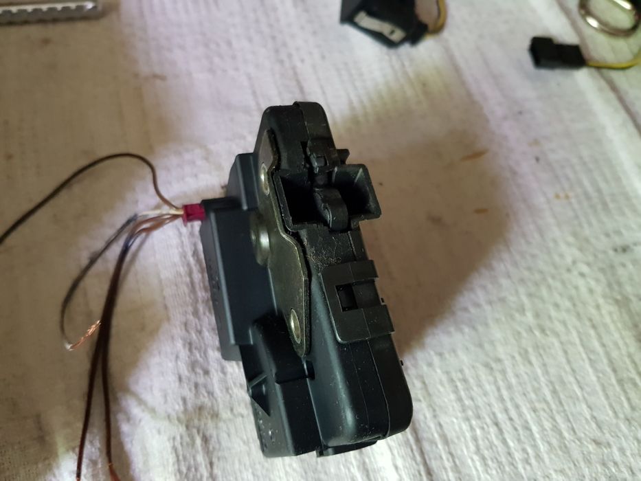 Broasca iala clanta haion portbaga bmw e46 seria 3 touring combi break