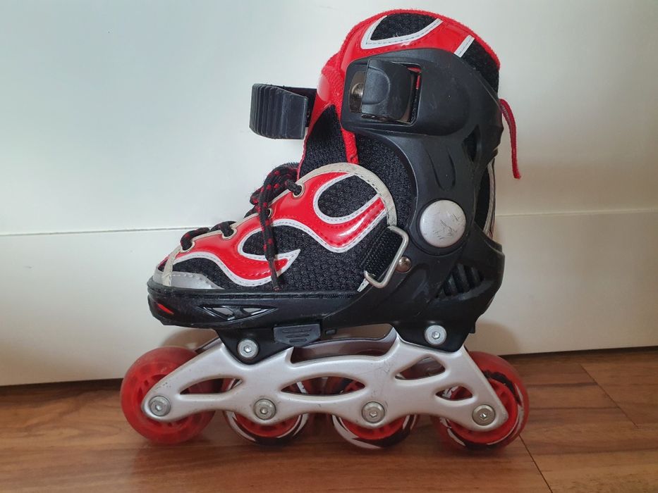 Продам роликовые коньки