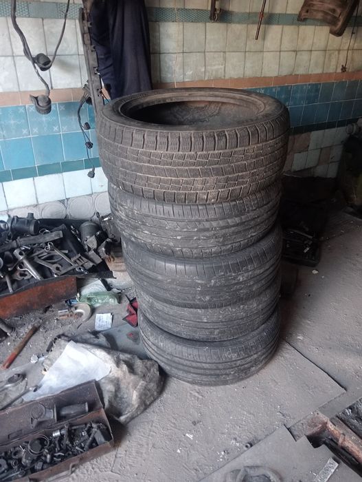 Продам запчасти на BMW, диски, бампер.