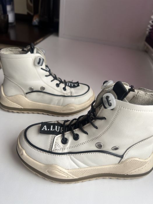 Демисезонные ботинки 30 р. для девочки (весна-осень)