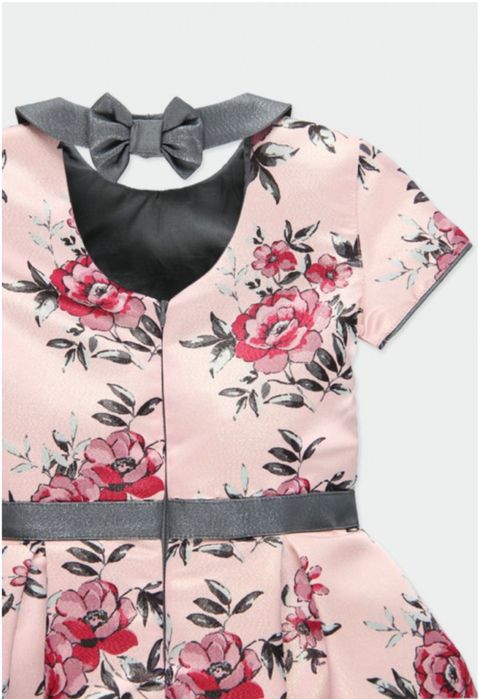 2бр.Детски рокли за сестри с еднакъв десен