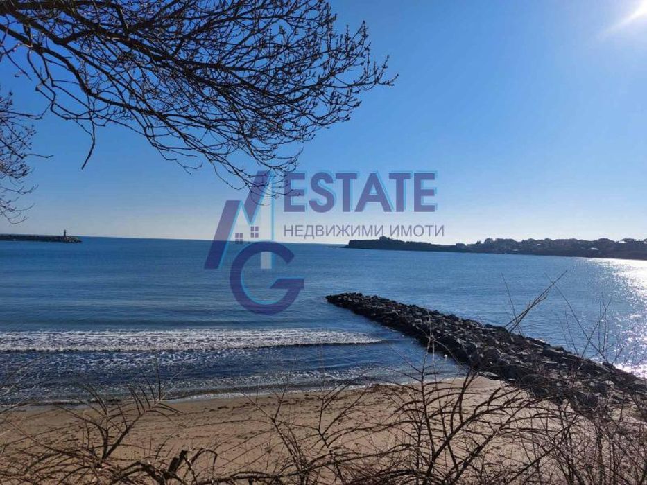 Продава се Едностаен апартамент в Царево - 46 кв.м за 1494 €/кв.м - Снимка #3