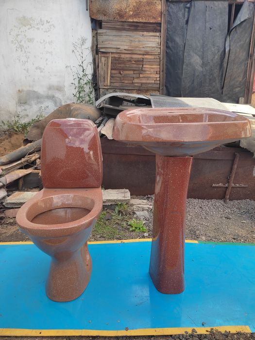 Тюльпан с ножкой новый в упаковке