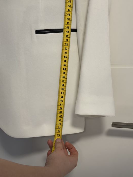 Costum nuntă mire