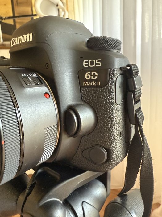 Canon EOS 6D mark 2 фотоаппарат