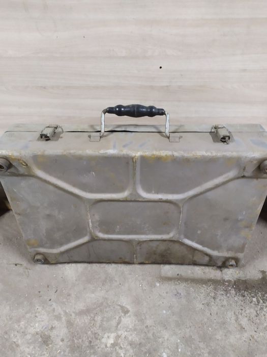 Ящик алюминиевый